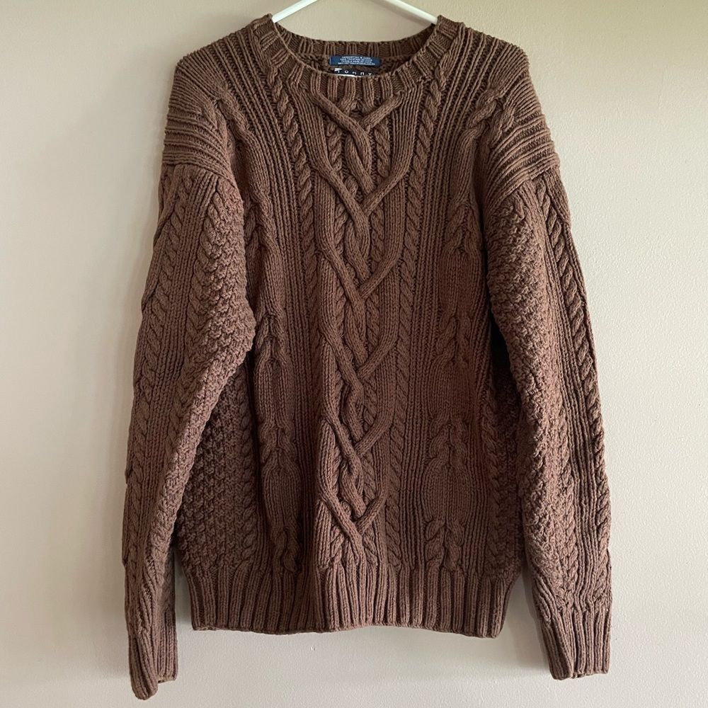 Tommy Hilfiger long sleeve sweater